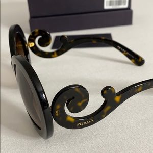 PRADA super fabulous sunglasses !